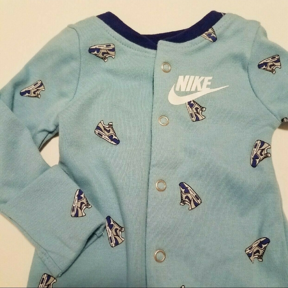 NWT Nike Cotton Playsuit/Pajamas (0-3M/6-9lb) - Picture 7 of 8